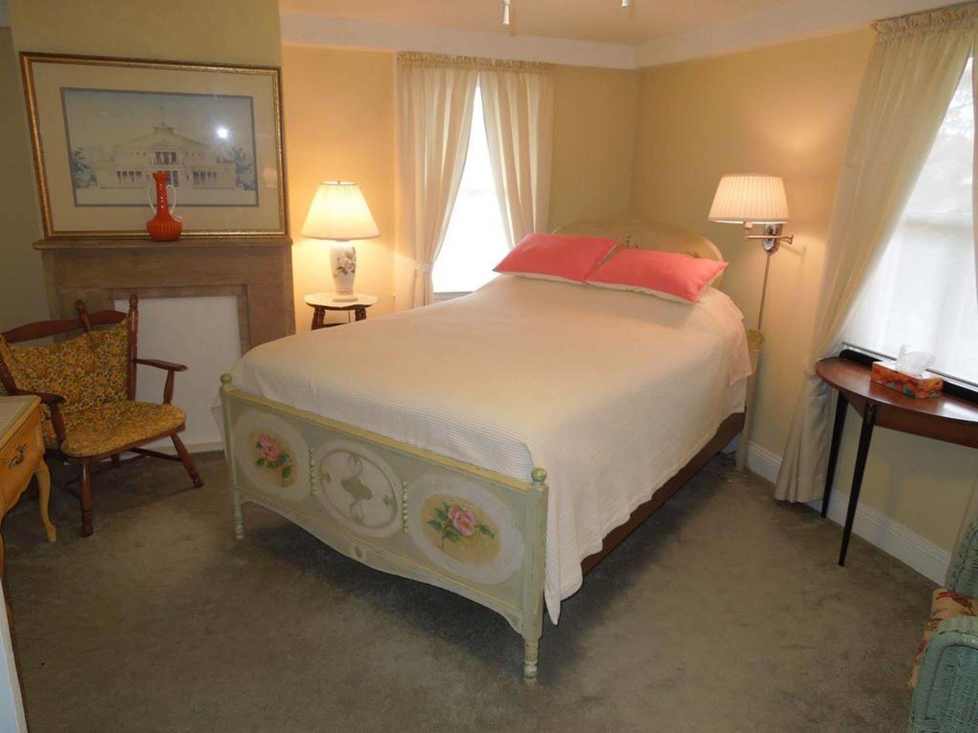 Victorian Bed & Breakfast Of Staten Island New York Exterior photo
